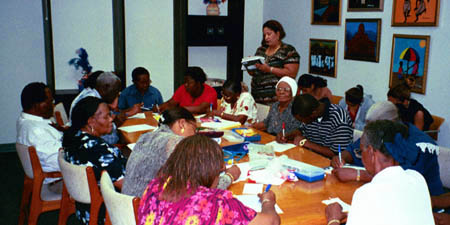 25-group-working.JPG (34762 bytes)