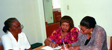 25-interview.JPG (21758 bytes)